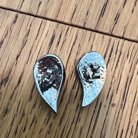 Vintage Blue and Silver Enameled Earrings - Picture 4 of 4